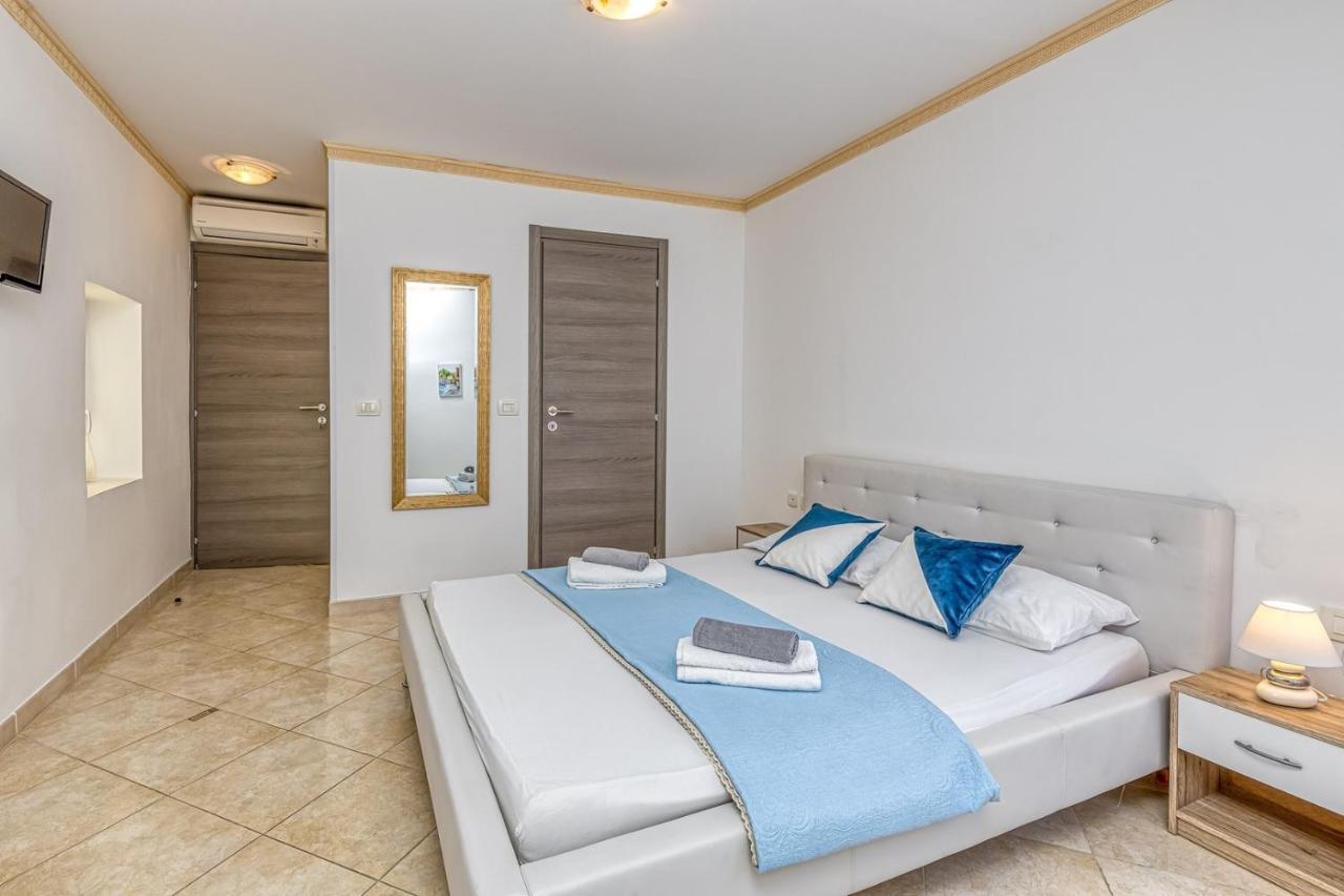 Rooms On Liberty Square Poreč Eksteriør bilde